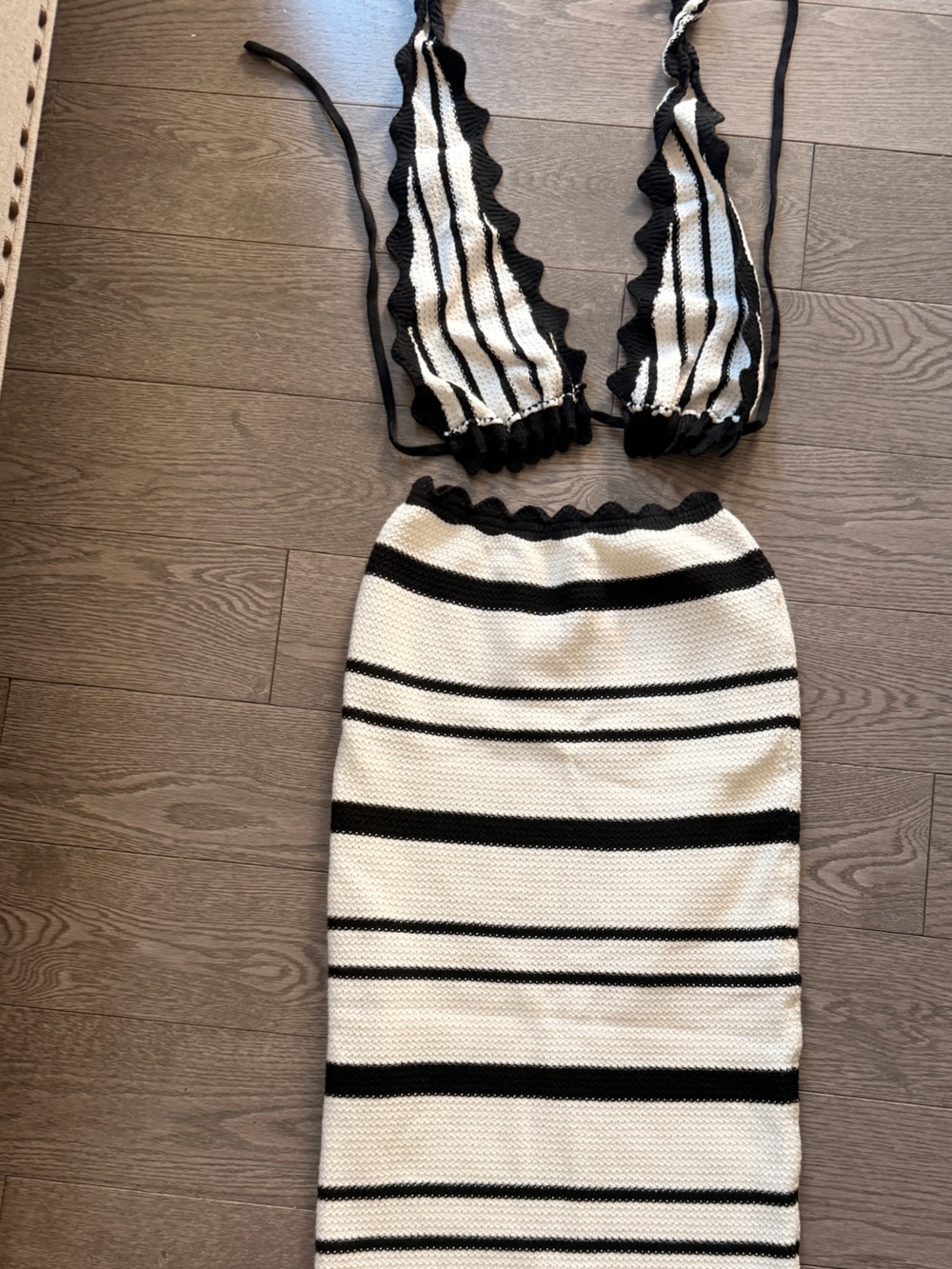 Meshki Striped Black and white Knit crop top and skirt Set size S - Picture 7 of 7